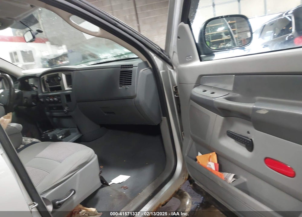 2008 DODGE RAM 1500 SLT VIN: 1D7HU18288S607630