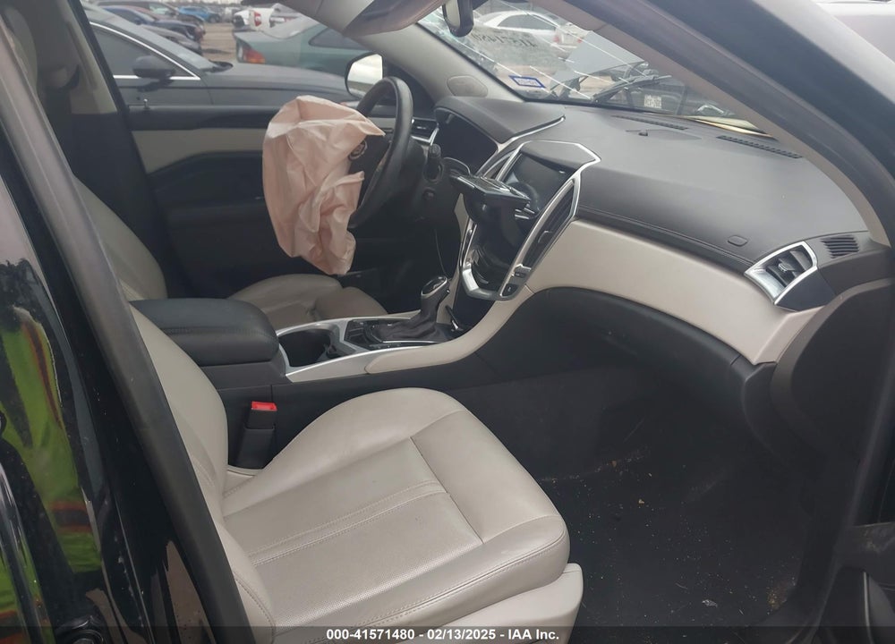 2016 CADILLAC SRX PERFORMANCE COLLECTION VIN: 3GYFNCE3XGS574909