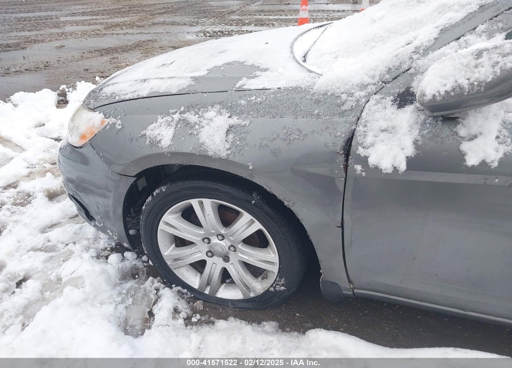 2012 CHRYSLER 200 TOURING VIN: 1C3CCBBB9CN137643