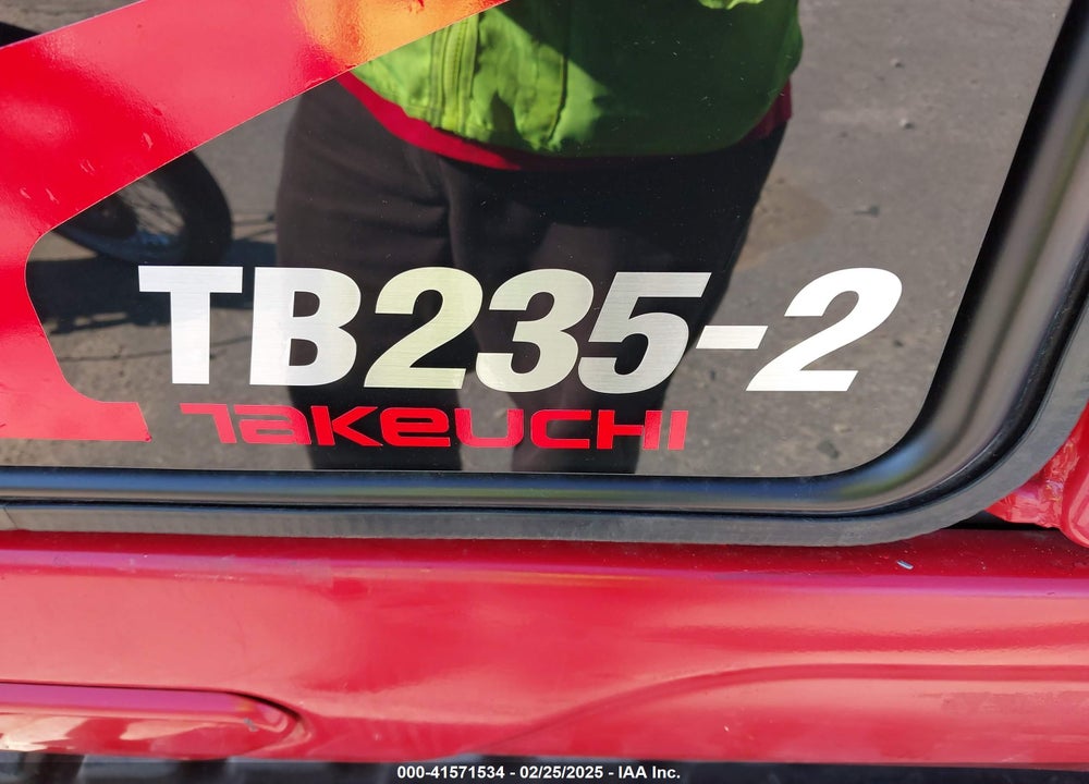 2024 TAKEUCHI TB235-2 VIN: 123605850