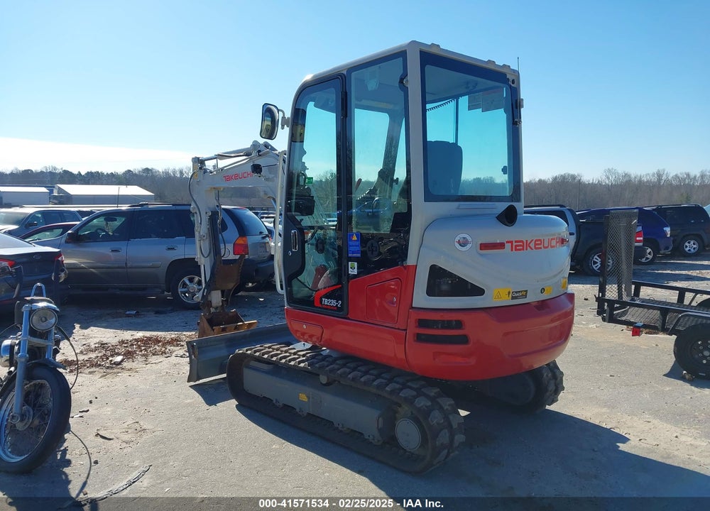 2024 TAKEUCHI TB235-2 VIN: 123605850