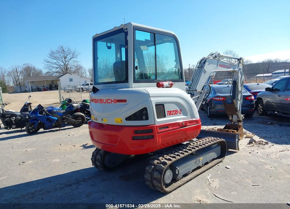 2024 TAKEUCHI TB235-2 VIN: 123605850