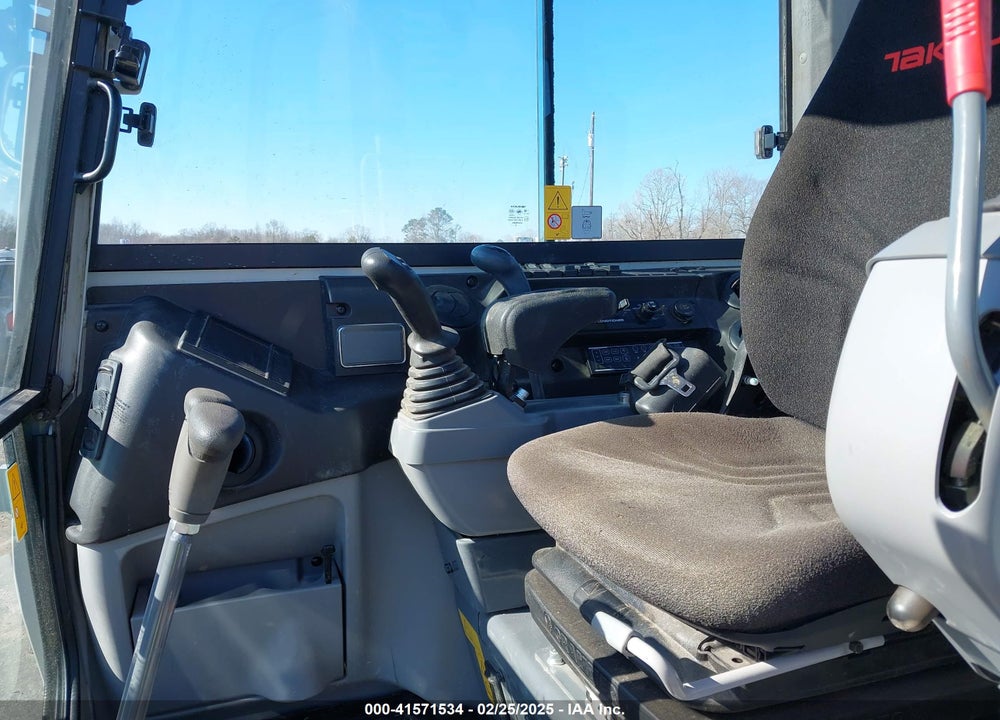 2024 TAKEUCHI TB235-2 VIN: 123605850