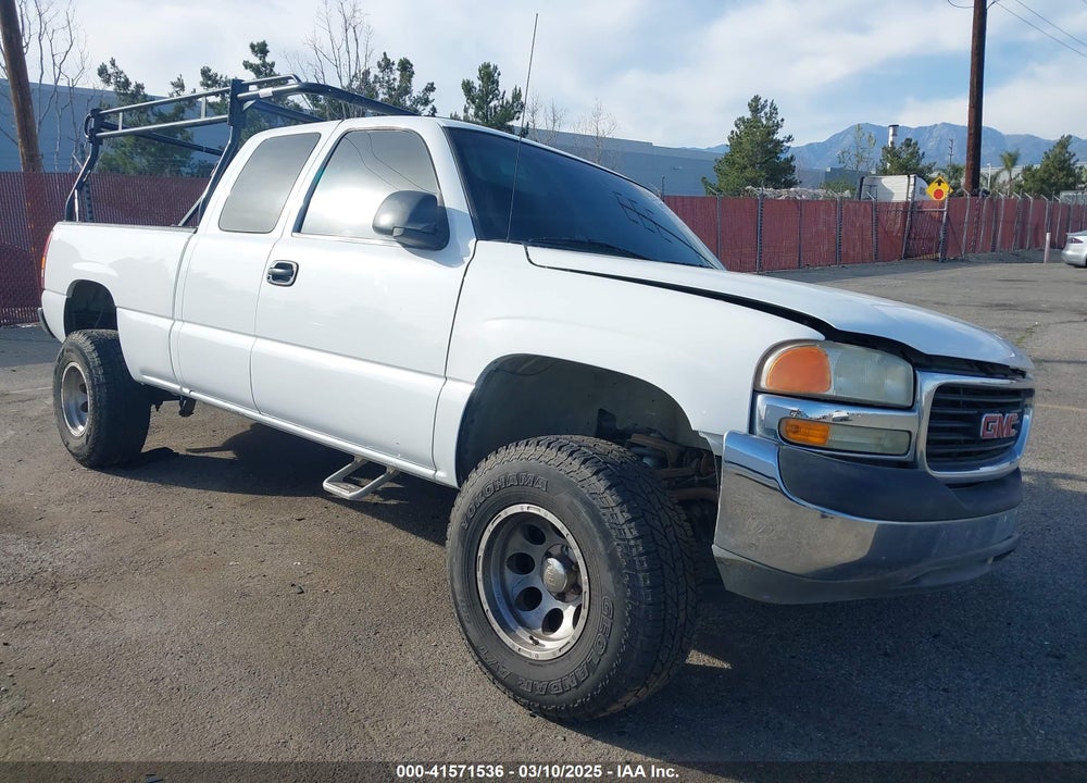 2002 GMC SIERRA 1500 VIN: 2GTEC19V221181711