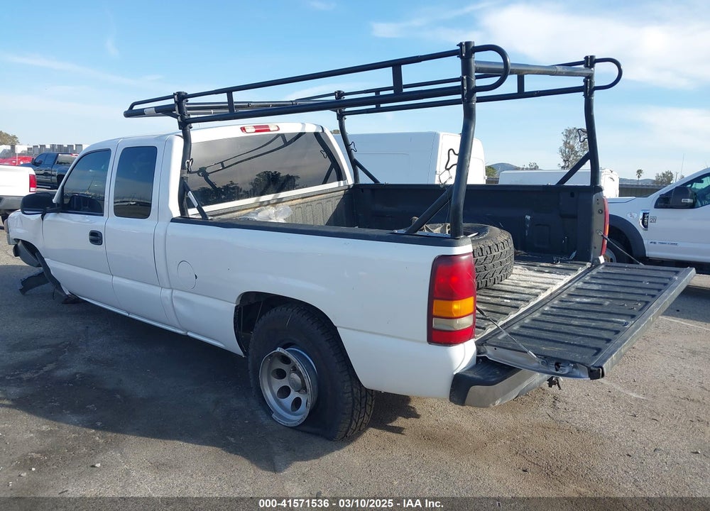 2002 GMC SIERRA 1500 VIN: 2GTEC19V221181711