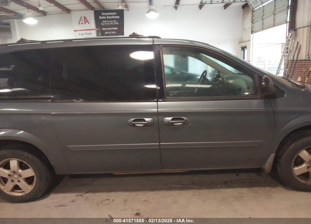 2006 DODGE GRAND CARAVAN VIN: 2D8GP44L16R625948