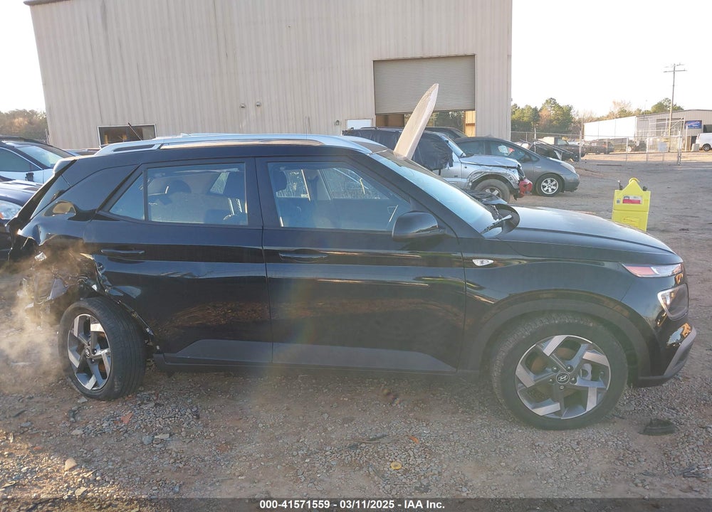 2024 HYUNDAI VENUE SEL VIN: KMHRC8A3XRU315850