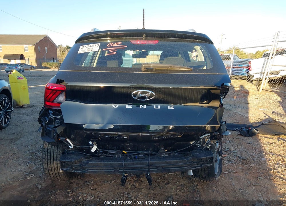 2024 HYUNDAI VENUE SEL VIN: KMHRC8A3XRU315850
