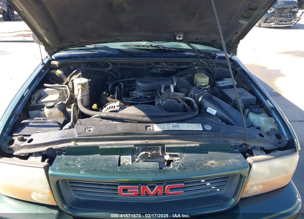 2001 GMC SONOMA SLS VIN: 1GTDT13W21K212368