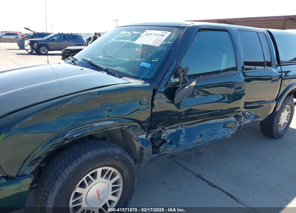 2001 GMC SONOMA SLS VIN: 1GTDT13W21K212368