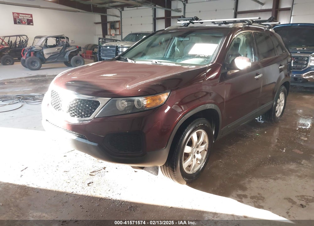 2013 KIA SORENTO LX V6 VIN: 5XYKT4A27DG315059