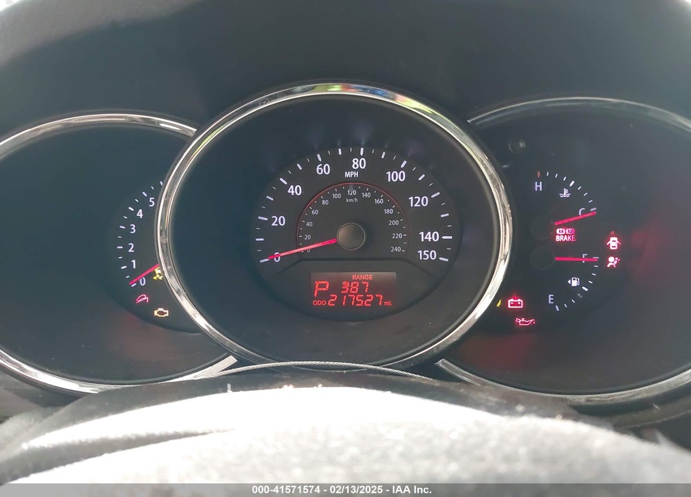 2013 KIA SORENTO LX V6 VIN: 5XYKT4A27DG315059