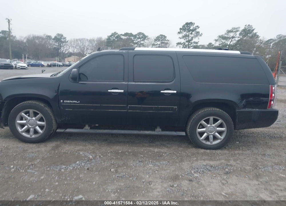 2008 GMC YUKON XL 1500 DENALI VIN: 1GKFK66838J248631
