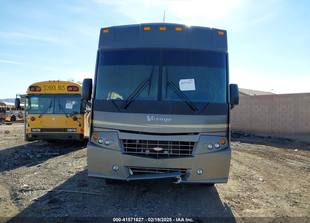 2008 WINNEBAGO VOYAGE VIN: 1F6NF53Y770A05020
