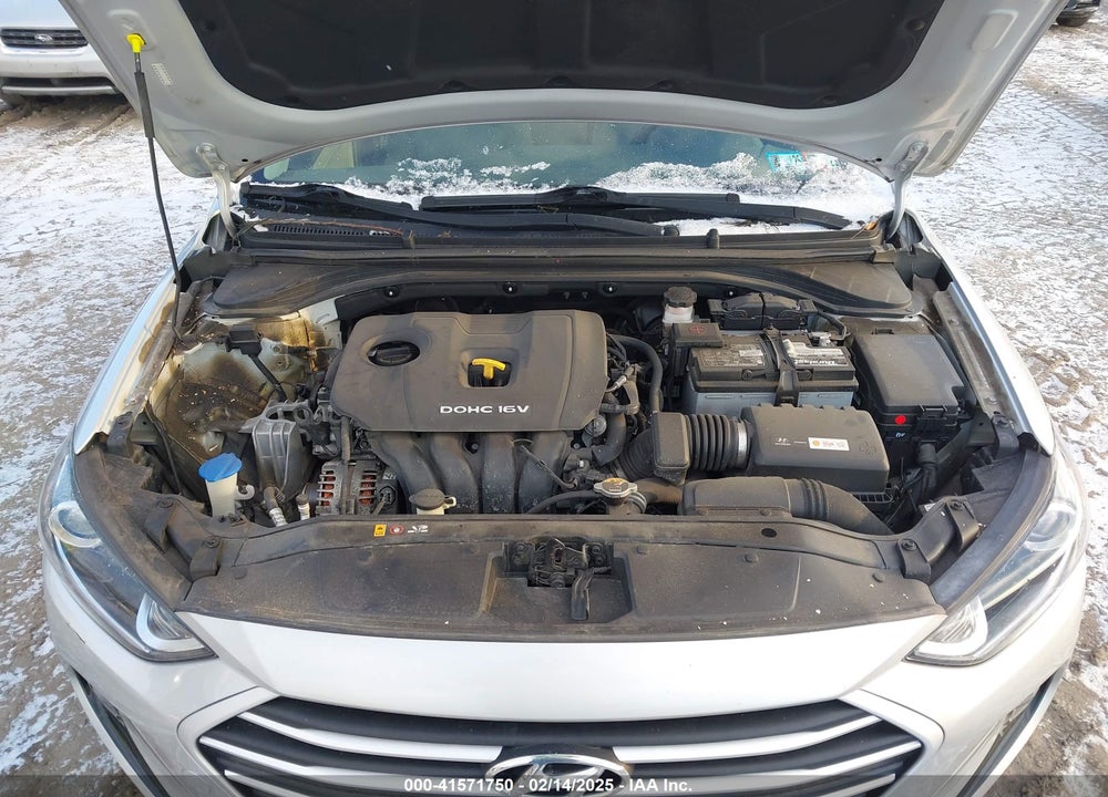 2017 HYUNDAI ELANTRA VIN: KMHD84LFXHU174675