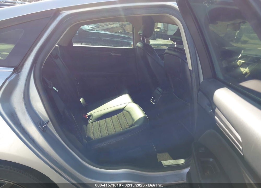 2018 FORD FUSION HYBRID SE VIN: 3FA6P0LU3JR115865