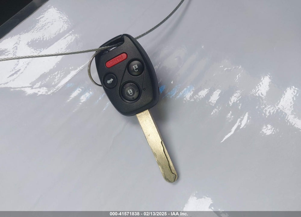 2005 HONDA ACCORD 3.0 EX VIN: 1HGCM66565A045096