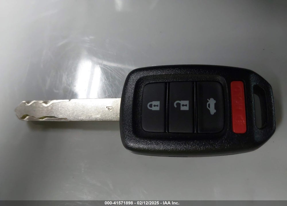 2018 HONDA CIVIC VIN: 19XFC2F58JE020361