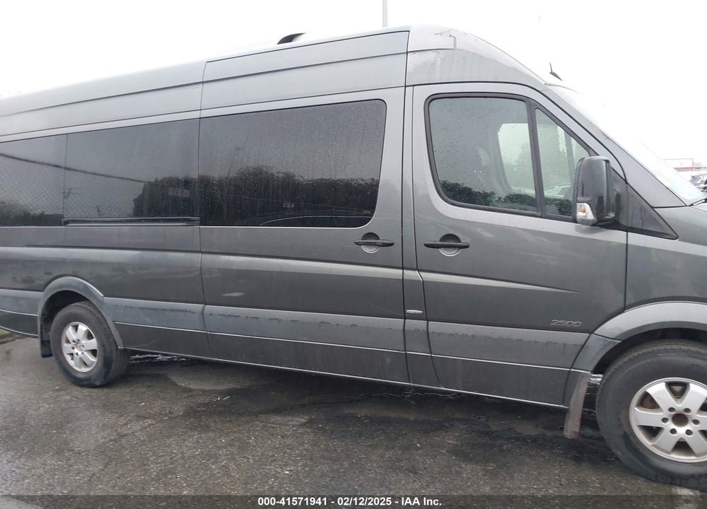 2011 MERCEDES-BENZ SPRINTER 2500 HIGH ROOF VIN: WDZPE8CC2B5571810