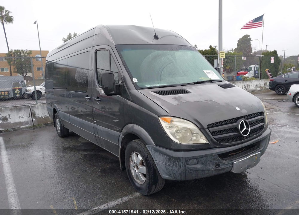 2011 MERCEDES-BENZ SPRINTER 2500 HIGH ROOF VIN: WDZPE8CC2B5571810
