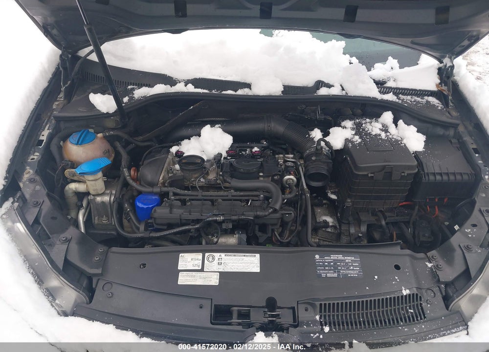 2011 VOLKSWAGEN GTI VIN: WVWHV7AJ6BW224216