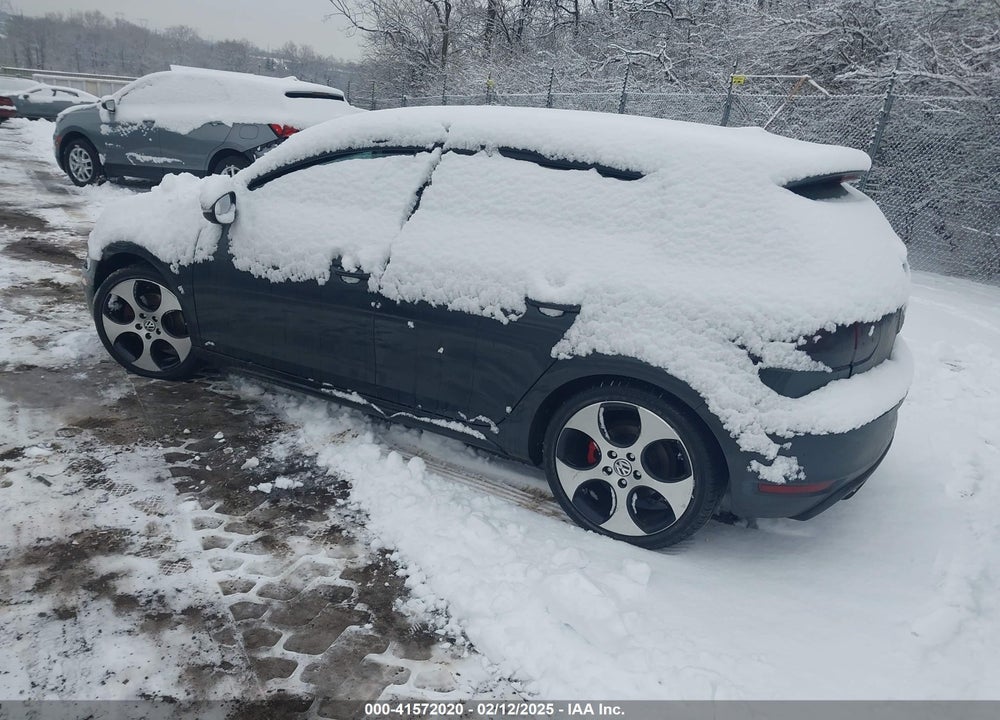 2011 VOLKSWAGEN GTI VIN: WVWHV7AJ6BW224216