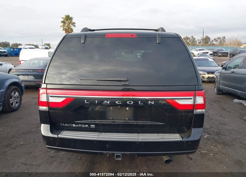 2017 LINCOLN NAVIGATOR L SELECT VIN: 5LMJJ3HT2HEL06089