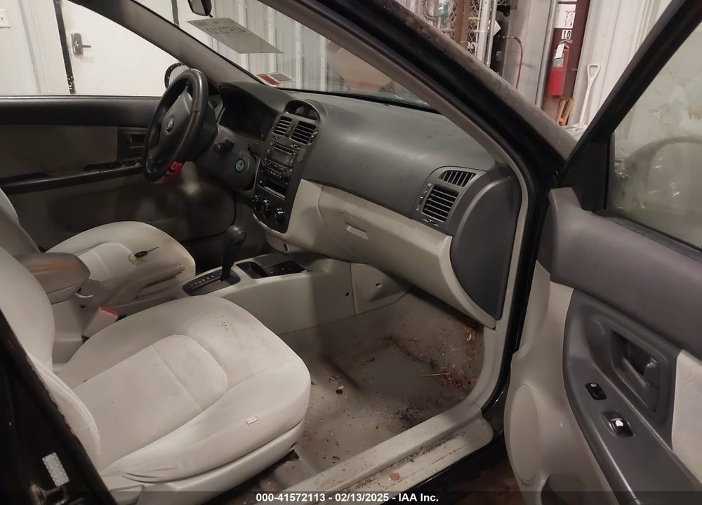 2006 KIA SPECTRA VIN: KNAFE121X65269316