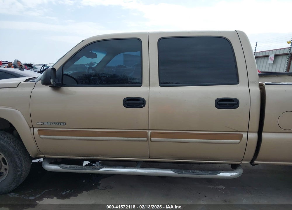 2004 CHEVROLET SILVERADO 2500HD LS VIN: 1GCHC23U14F111681
