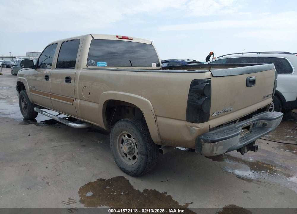 2004 CHEVROLET SILVERADO 2500HD LS VIN: 1GCHC23U14F111681
