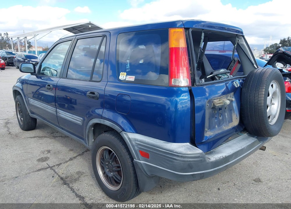 1998 HONDA CR-V LX VIN: JHLRD1845WC068779