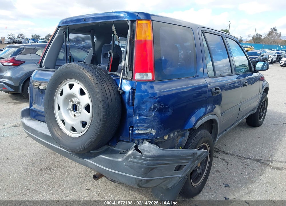 1998 HONDA CR-V LX VIN: JHLRD1845WC068779