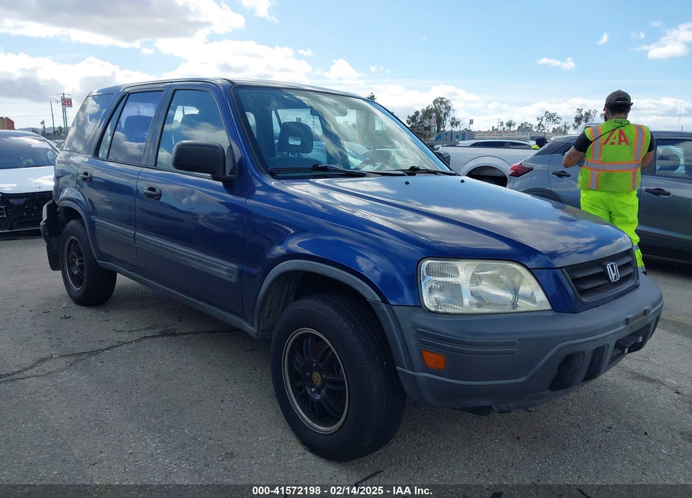 1998 HONDA CR-V LX VIN: JHLRD1845WC068779