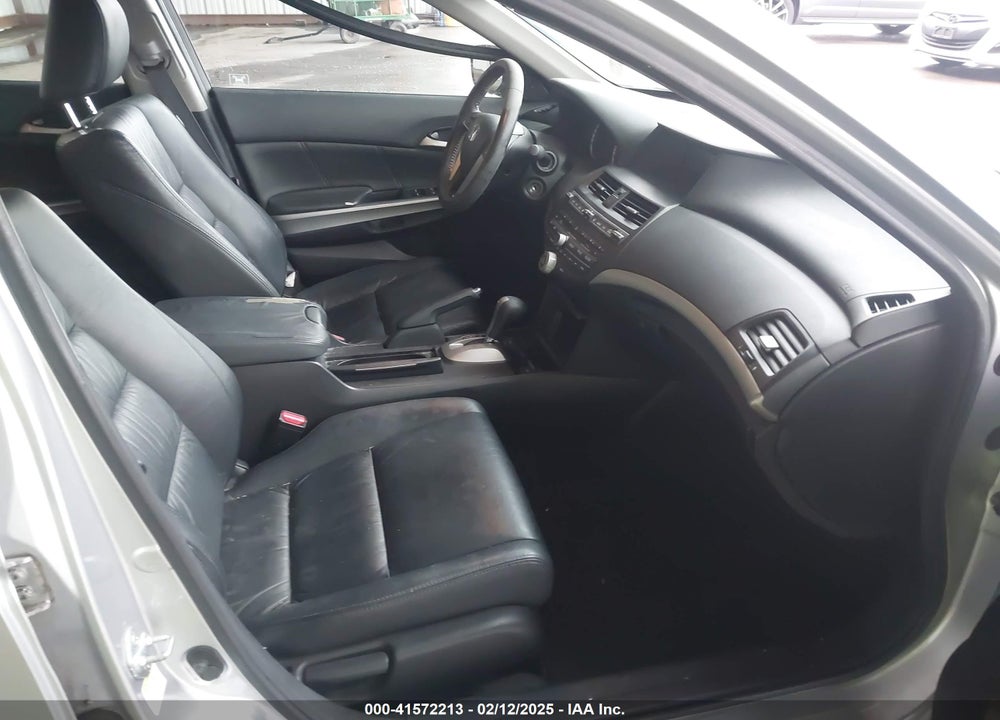 2009 HONDA ACCORD 2.4 EX-L VIN: 1HGCP26899A029023