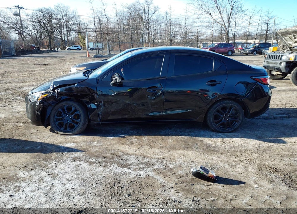 2016 SCION IA VIN: 3MYDLBZV8GY130449