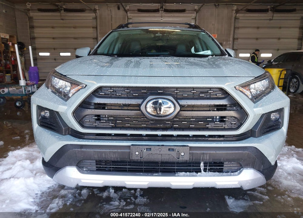 2020 TOYOTA RAV4 VIN: 2T3J1RFV8LC075572