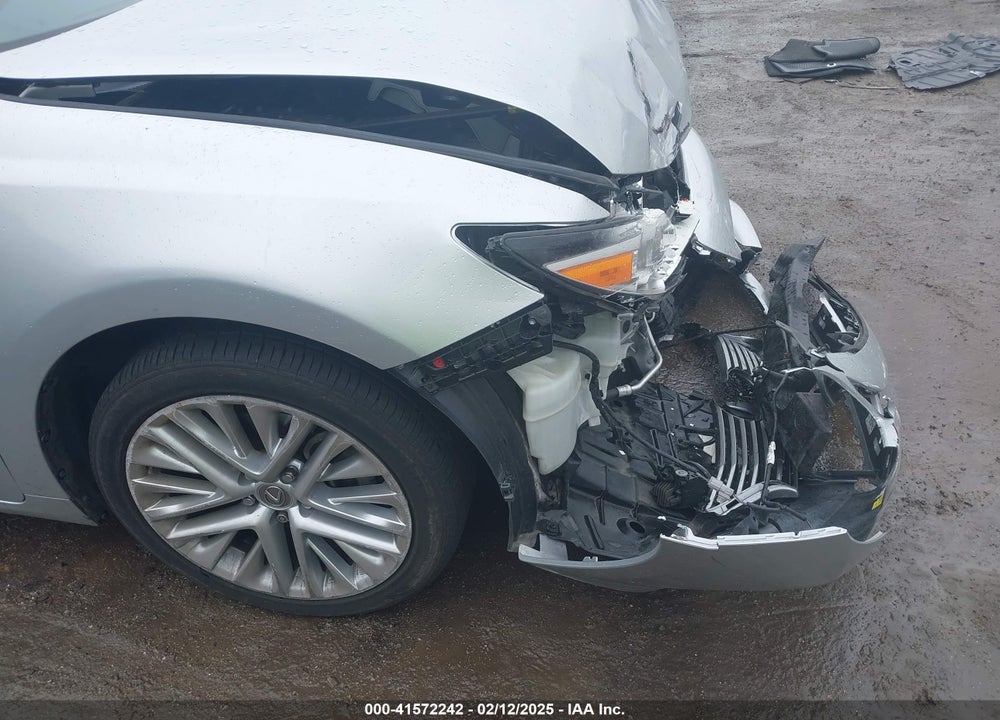 2014 LEXUS ES 350 VIN: JTHBK1GG2E2094615