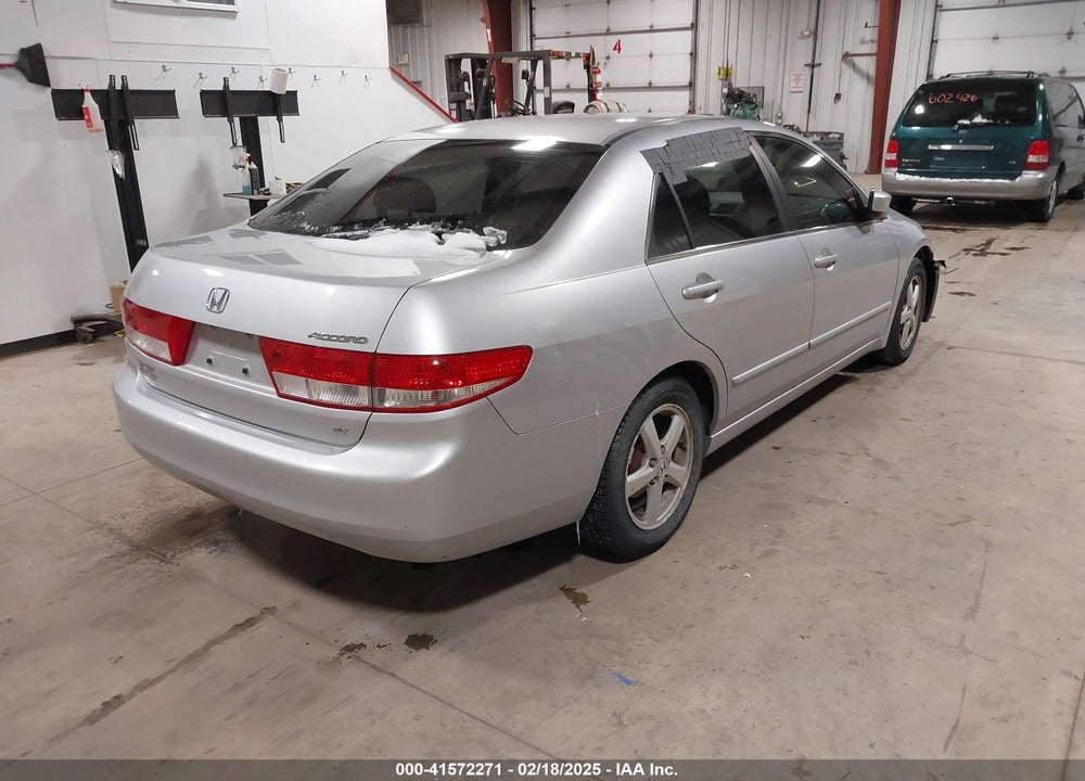 2003 HONDA ACCORD 2.4 EX VIN: JHMCM55623C053506