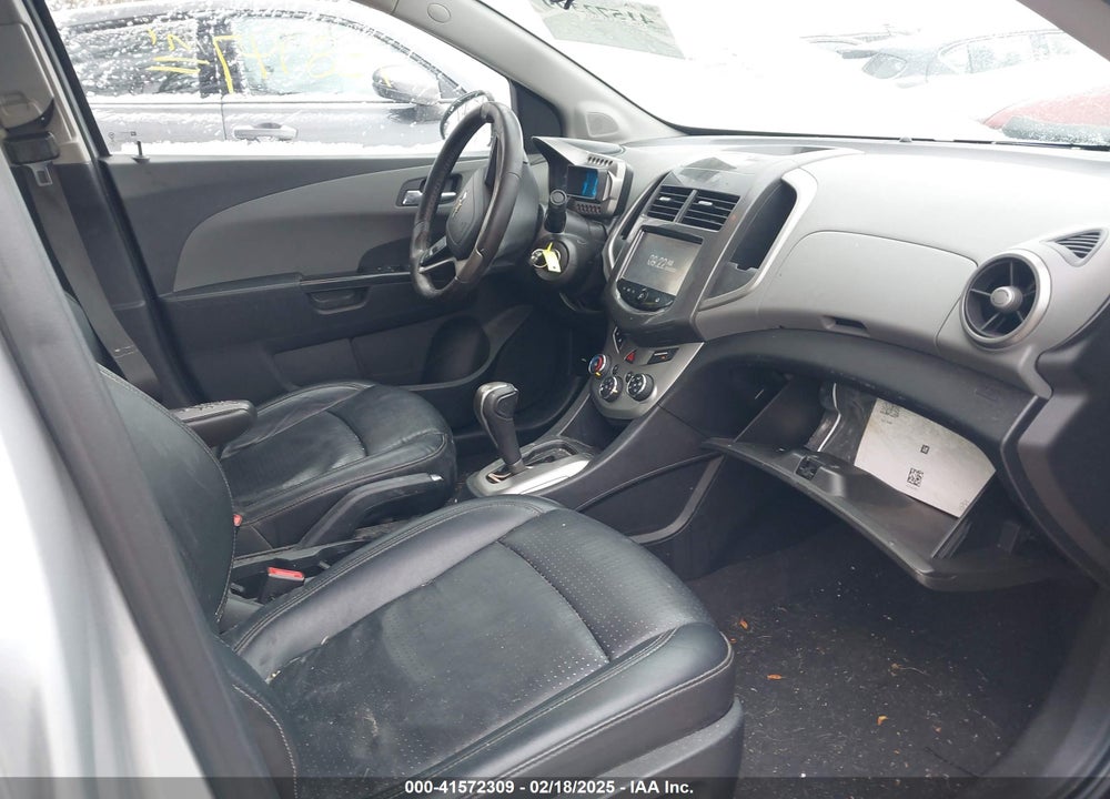 2015 CHEVROLET SONIC VIN: 1G1JE5SB5F4121571