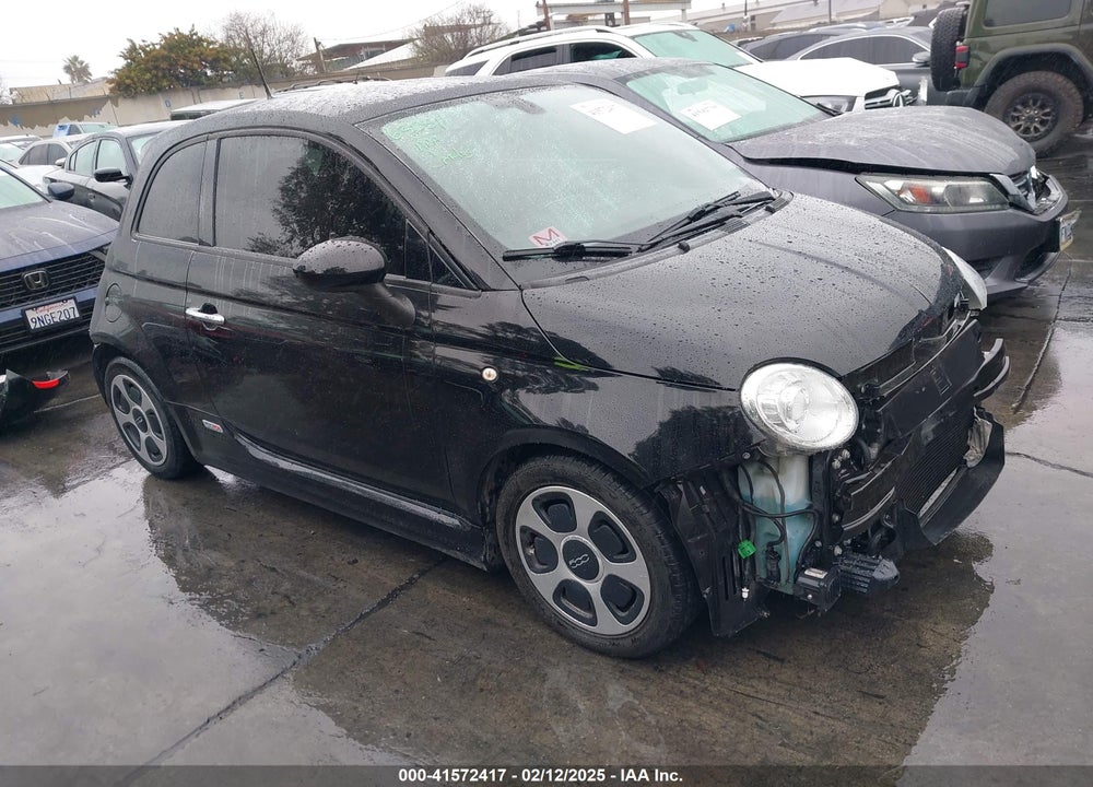 2017 FIAT 500E BATTERY ELECTRIC VIN: 3C3CFFGE0HT561432