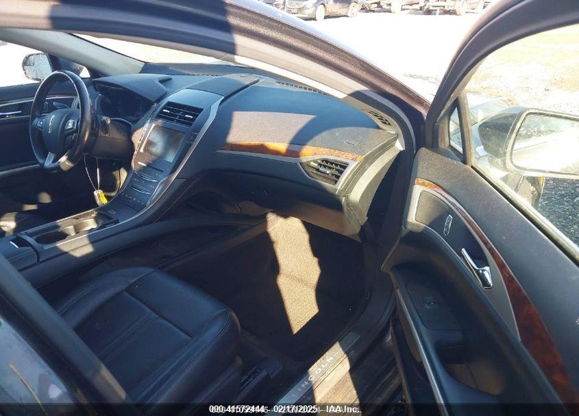2015 LINCOLN MKZ VIN: 3LN6L2J90FR623035