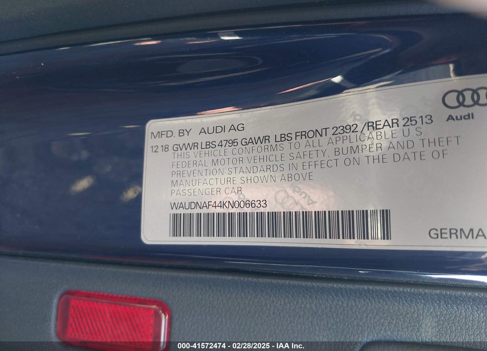 2019 AUDI A4 VIN: WAUDNAF44KN006633