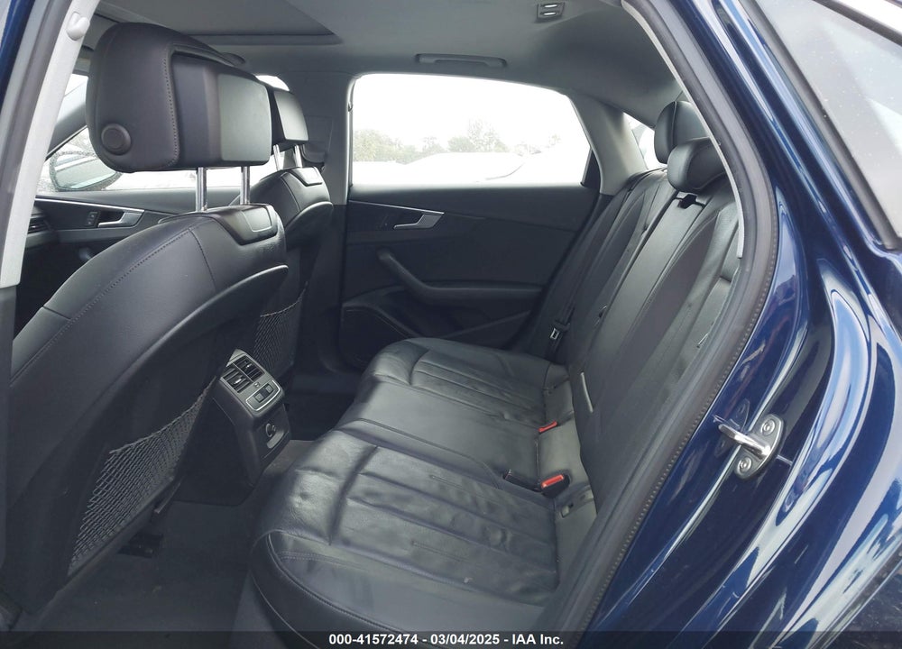 2019 AUDI A4 VIN: WAUDNAF44KN006633