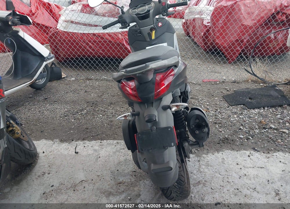 2015 PIAGGIO BV 350 VIN: ZAPM690T2F5002888