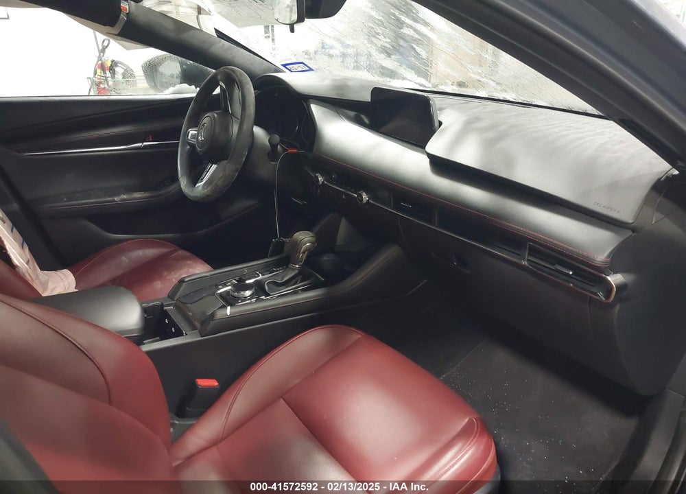 2024 MAZDA MAZDA3 HATCHBACK VIN: JM1BPBLM2R1709518