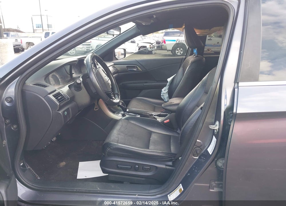 2017 HONDA ACCORD SPORT VIN: 1HGCR2F52HA013065
