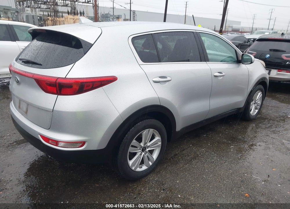 2019 KIA SPORTAGE LX VIN: KNDPM3AC8K7572294