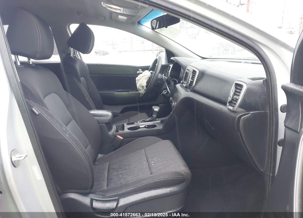 2019 KIA SPORTAGE LX VIN: KNDPM3AC8K7572294
