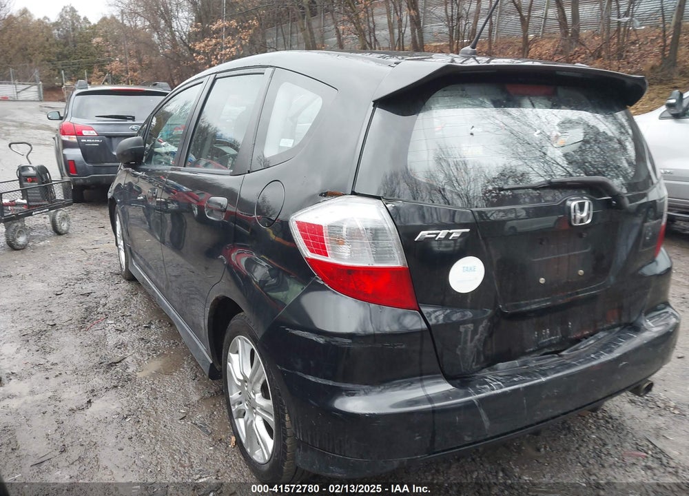 2009 HONDA FIT VIN: JHMGE88409S065386