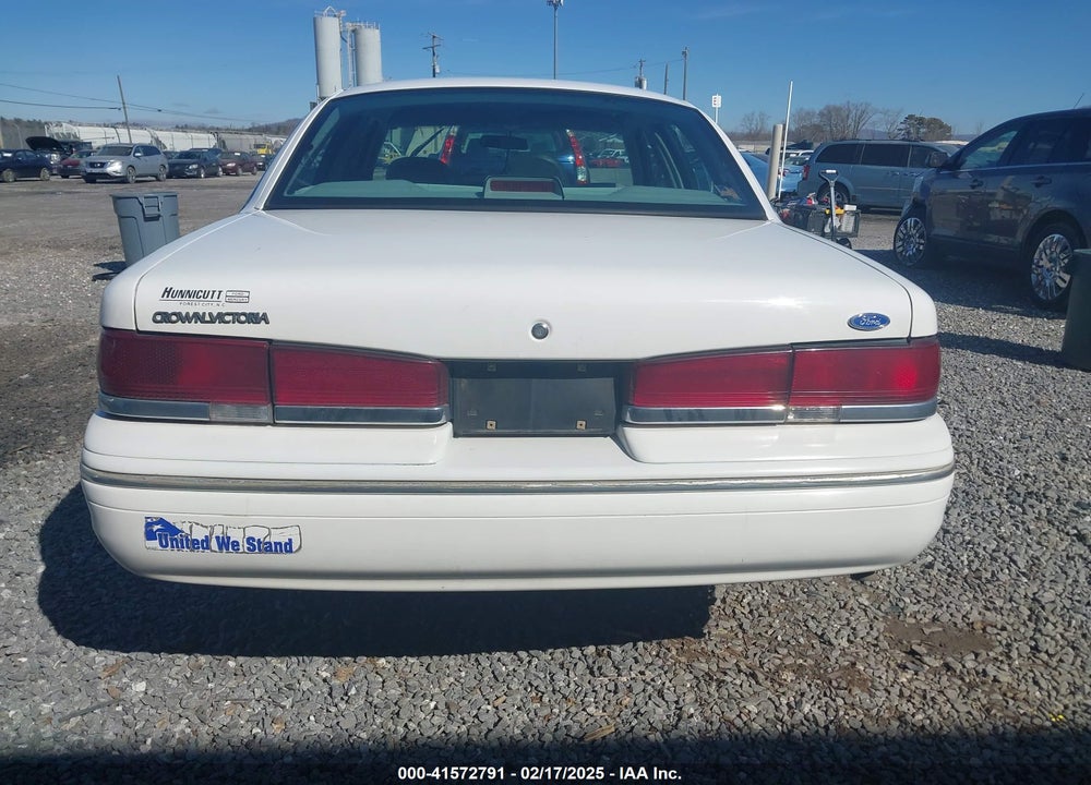 1996 FORD CROWN VICTORIA VIN: 2FALP73W9TX108730
